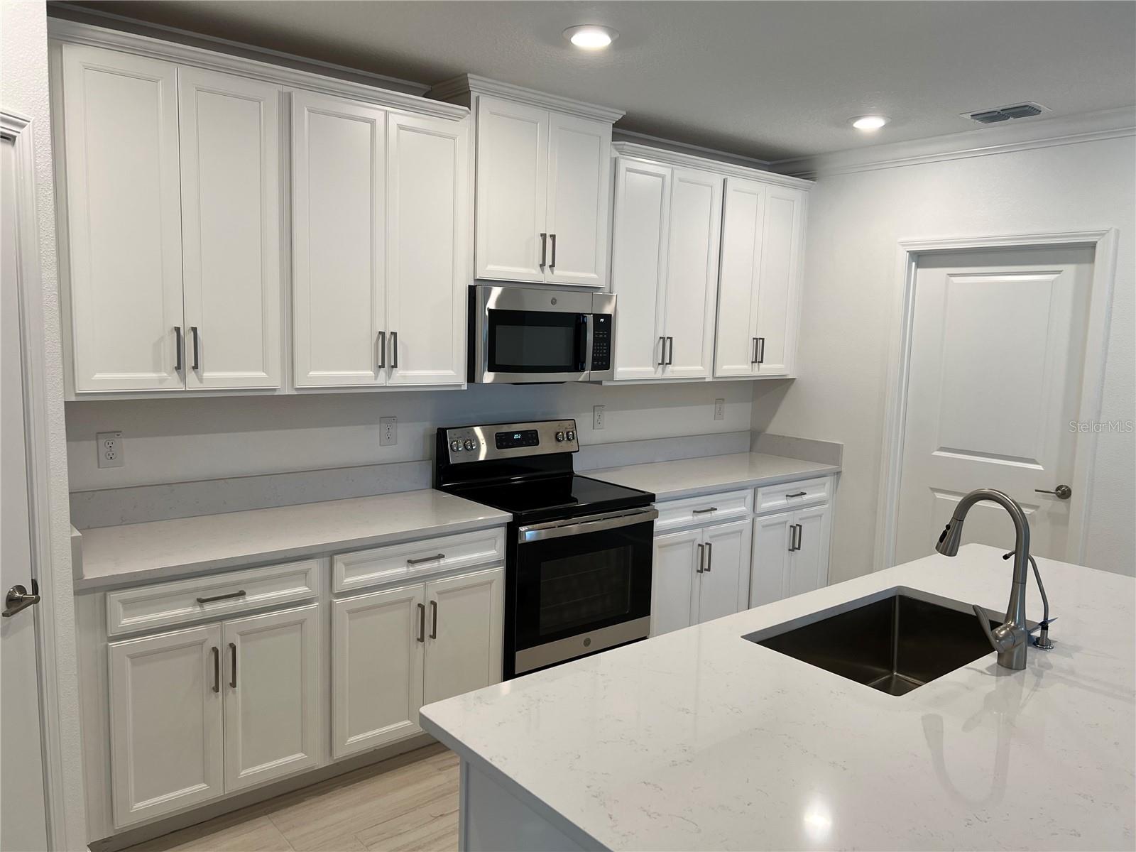 Image 8 of 28 For 16831 Forge Surf Street