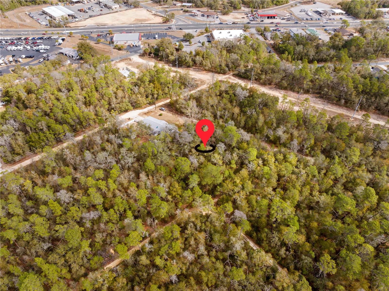 Listing photo id 3 for 2810 Collins Street