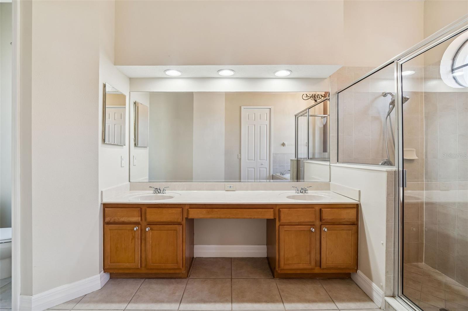 Image 32 of 94 For 3511 Ballastone Drive