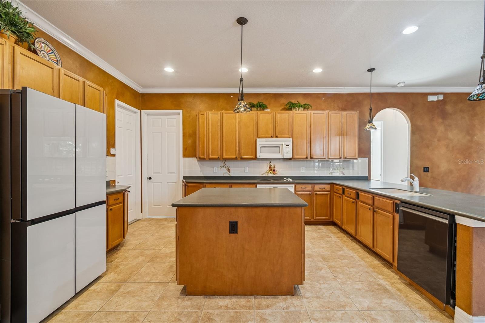 Image 35 of 94 For 3511 Ballastone Drive