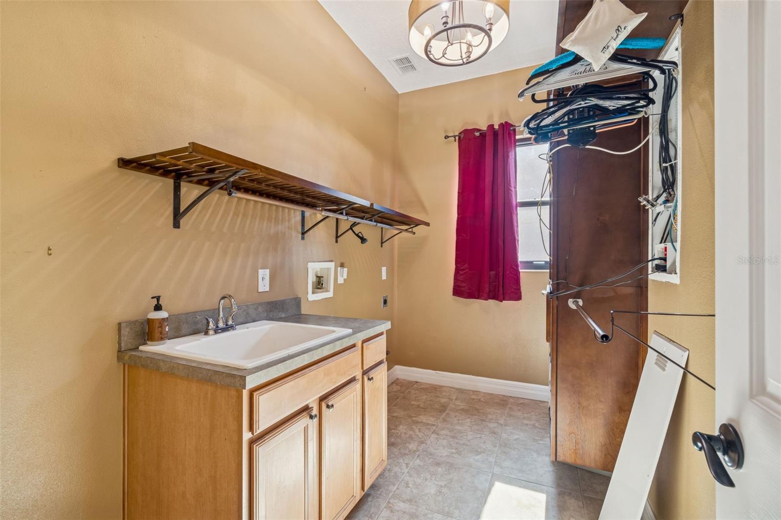 Image 52 of 94 For 3511 Ballastone Drive