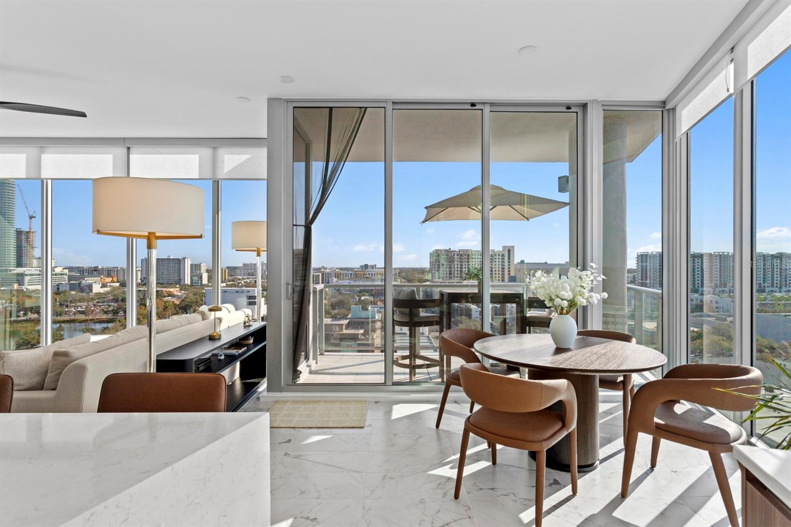 Image 13 of 51 For 777 3rd Avenue N 1208