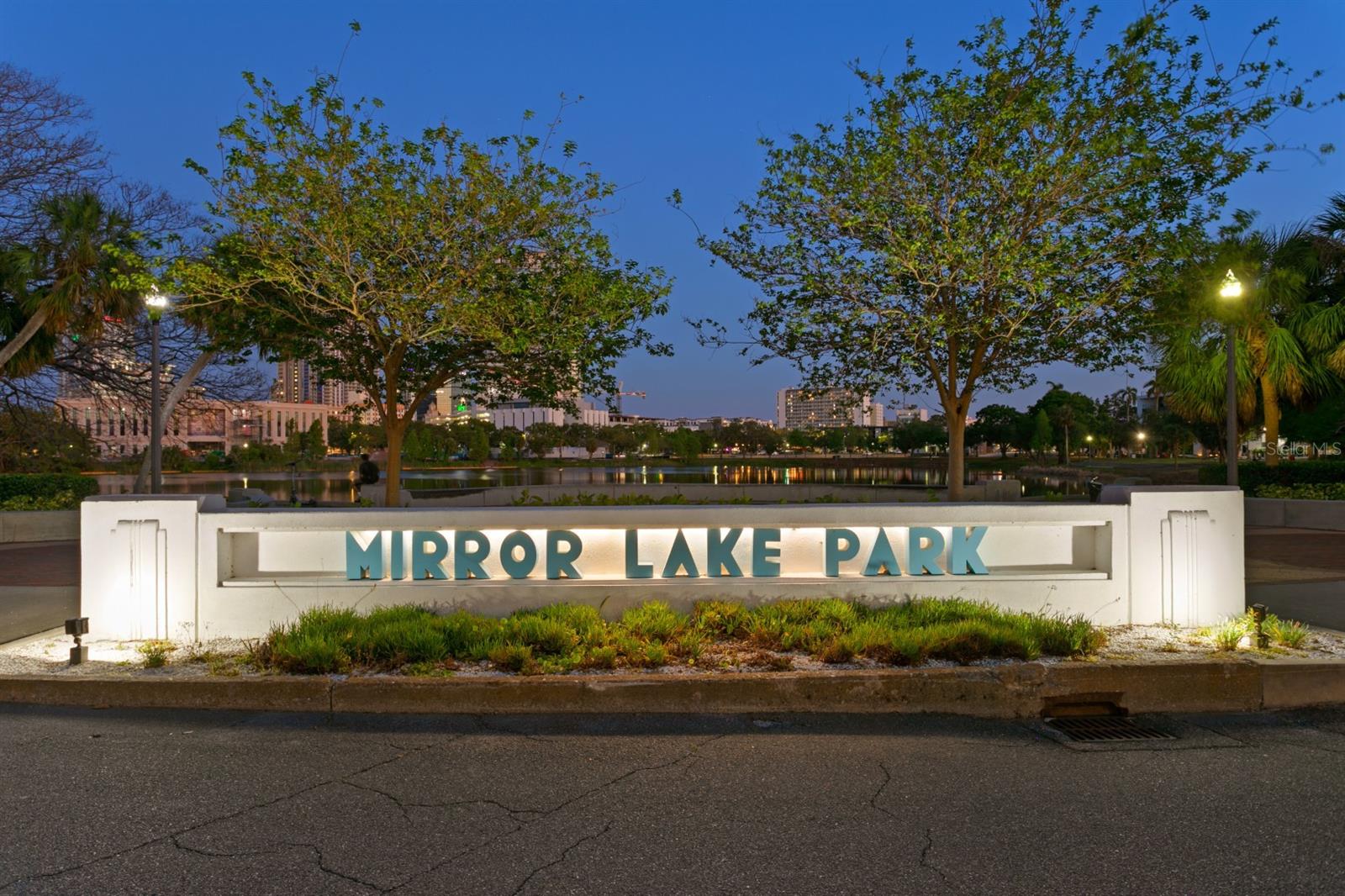 Image 46 of 51 For 777 3rd Avenue N 1208