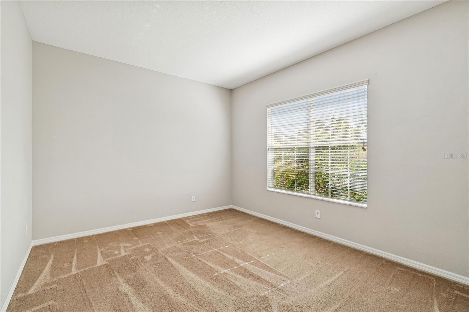 Image 14 of 79 For 12918 Drakefield Drive