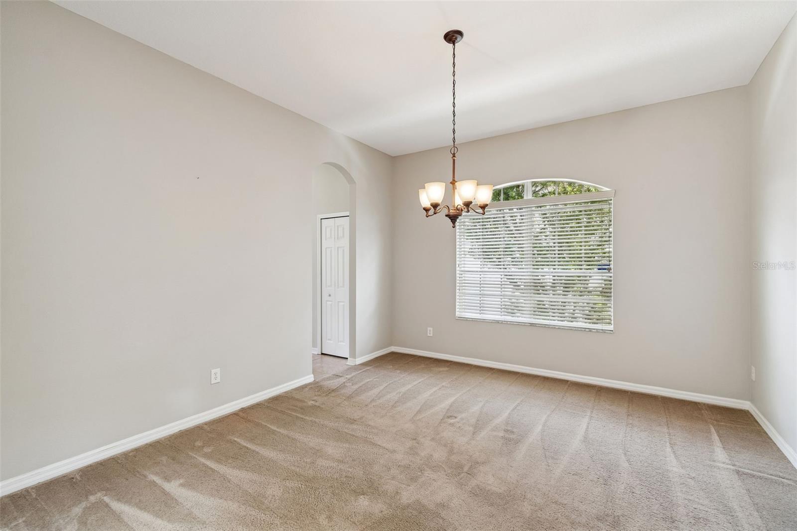 Image 16 of 79 For 12918 Drakefield Drive