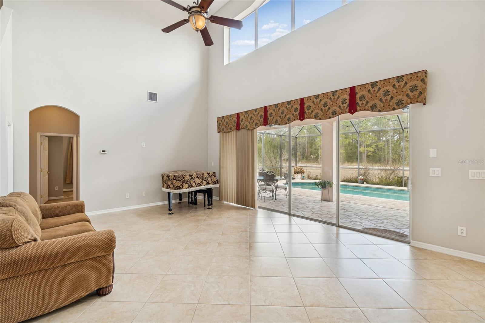 Image 19 of 79 For 12918 Drakefield Drive