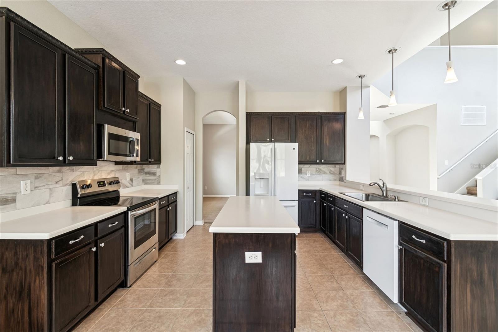 Image 26 of 79 For 12918 Drakefield Drive