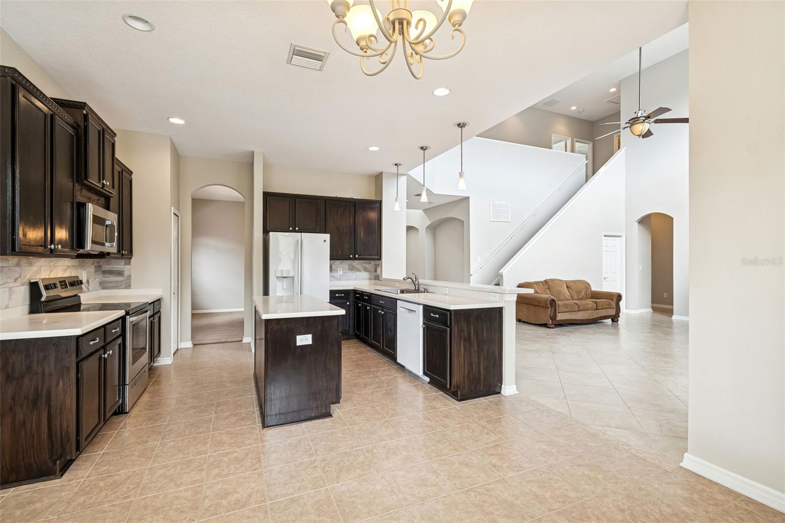 Image 32 of 79 For 12918 Drakefield Drive