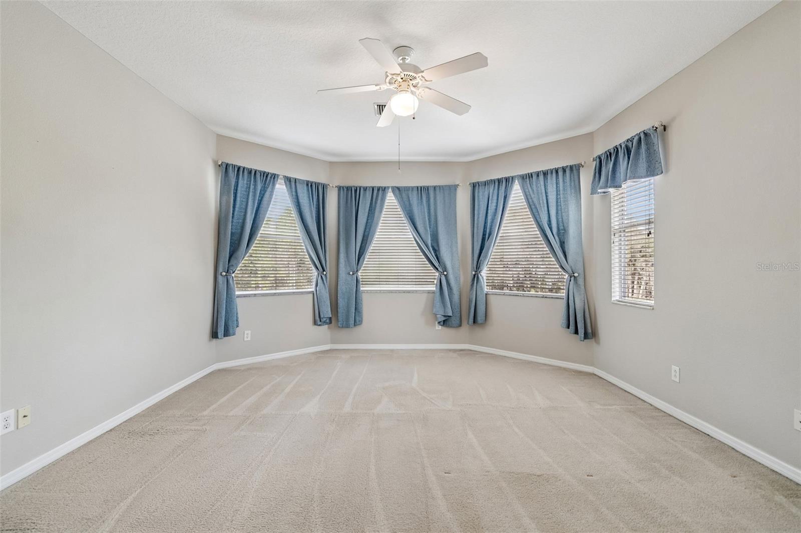 Image 42 of 79 For 12918 Drakefield Drive