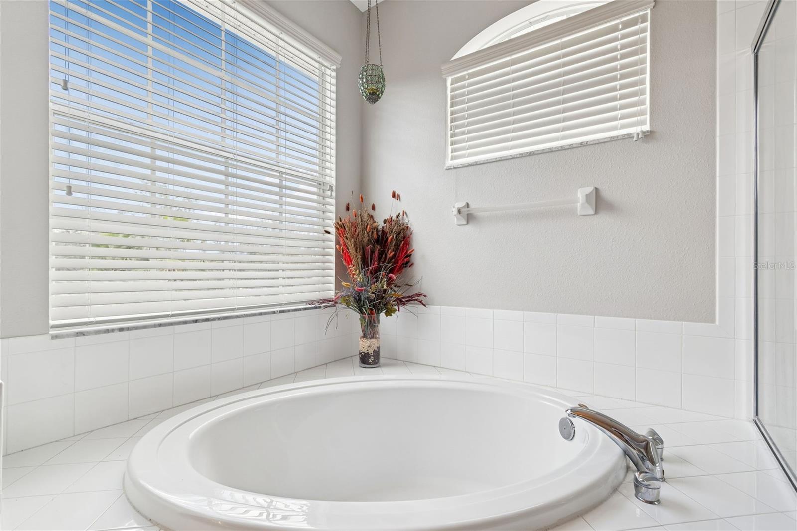 Image 49 of 79 For 12918 Drakefield Drive