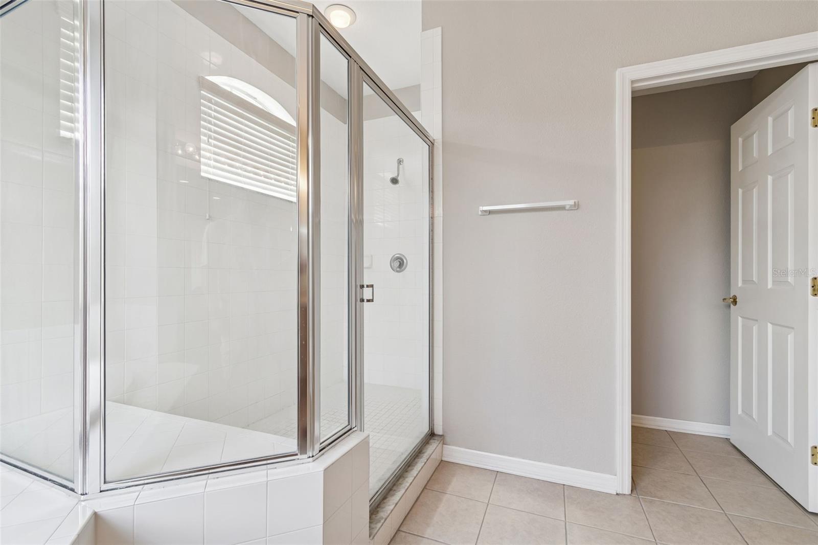 Image 50 of 79 For 12918 Drakefield Drive