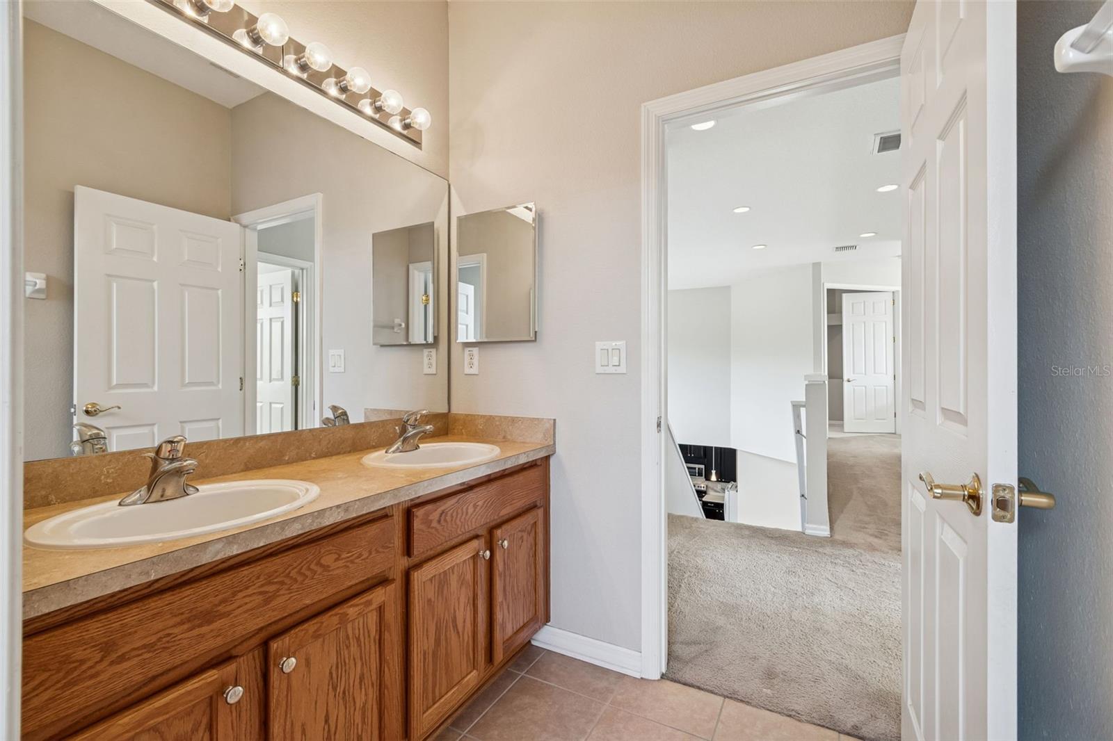 Image 58 of 79 For 12918 Drakefield Drive