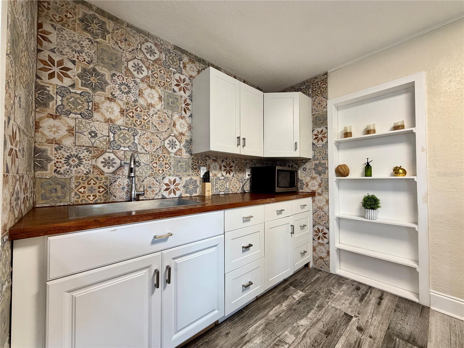 Image 9 of 17 For 3494 6th Avenue N 1