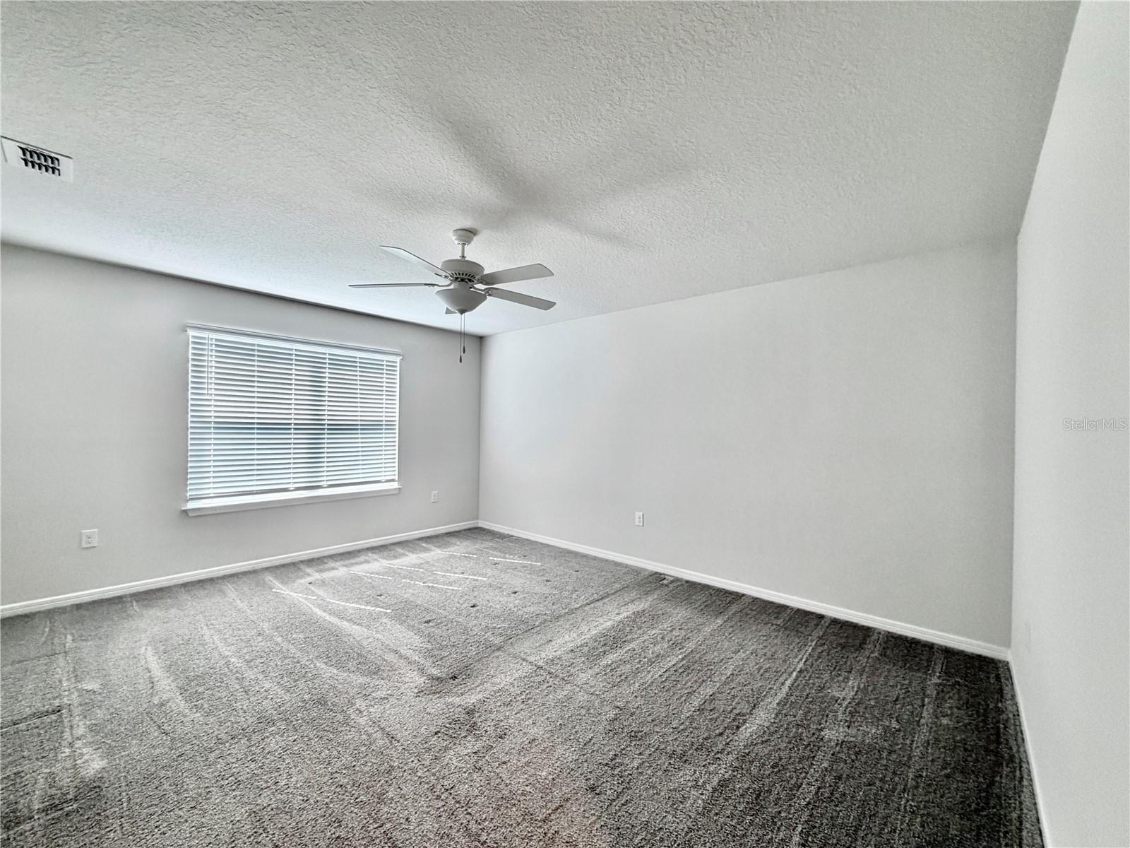 Image 21 of 23 For 19672 Shady Oaks Drive