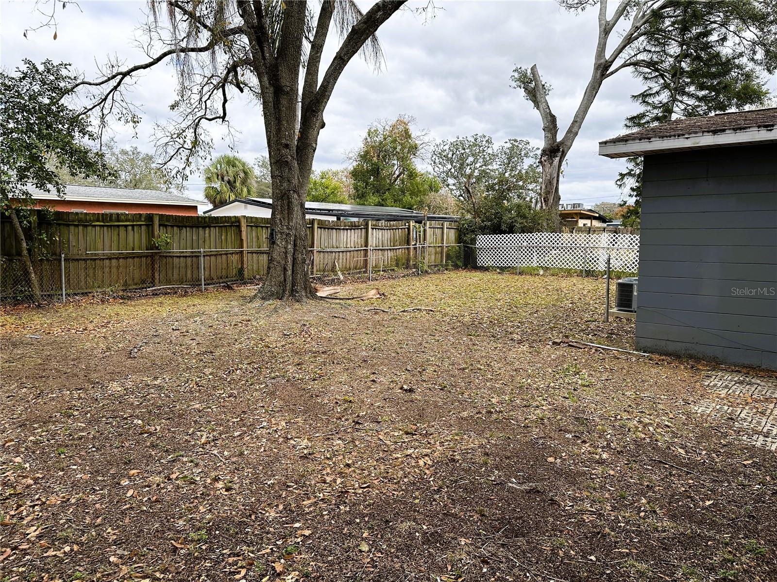 Image 3 of 23 For 1808 Bougainvillea Avenue