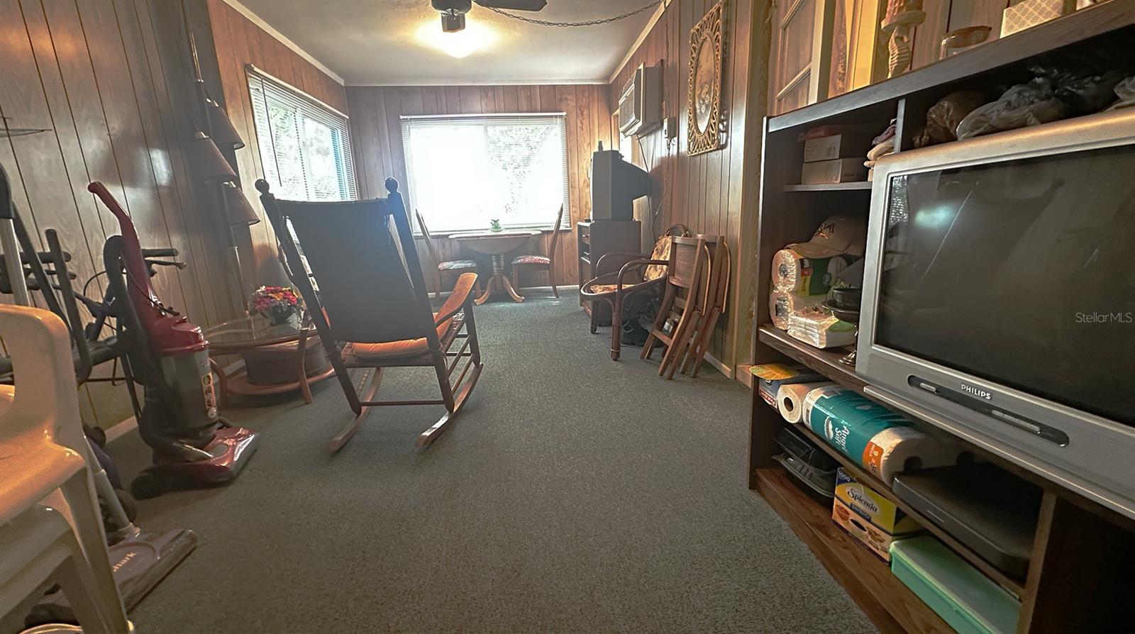 Image 25 of 45 For 9821 Lily Street