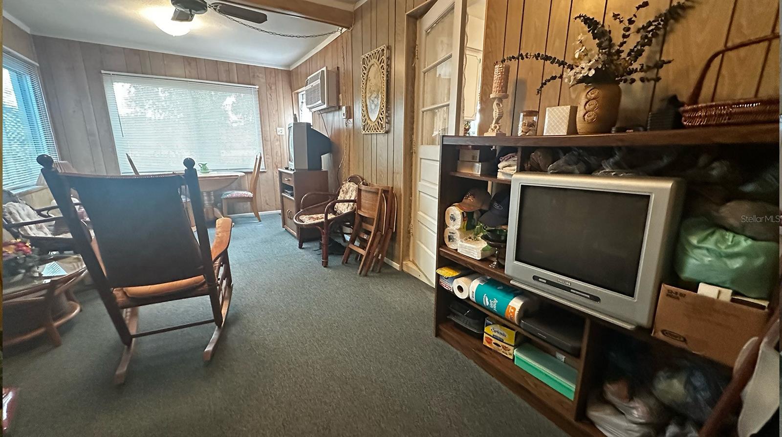 Image 27 of 45 For 9821 Lily Street