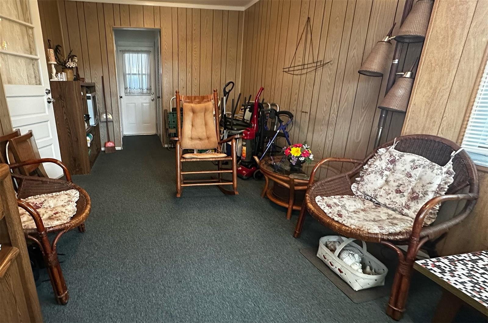 Image 30 of 45 For 9821 Lily Street