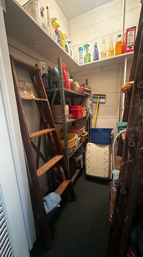 Image 32 of 45 For 9821 Lily Street