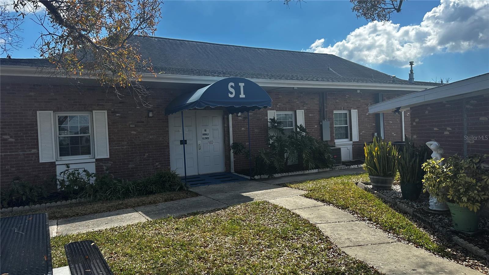 Image 40 of 45 For 9821 Lily Street