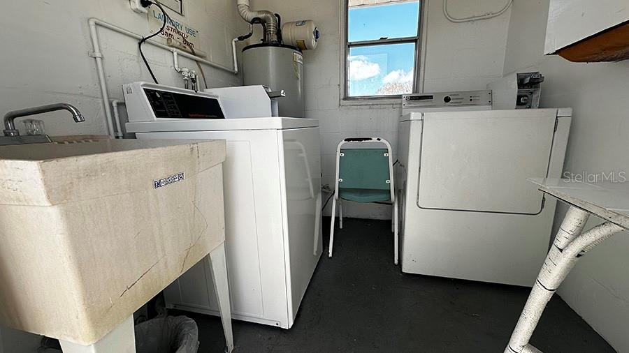 Image 42 of 45 For 9821 Lily Street