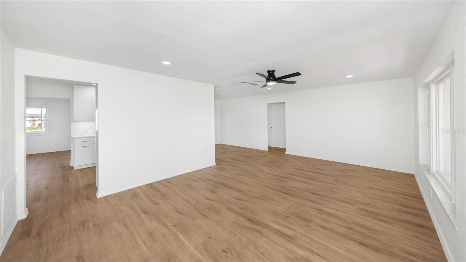 Image 18 of 77 For 3475 99th Place N