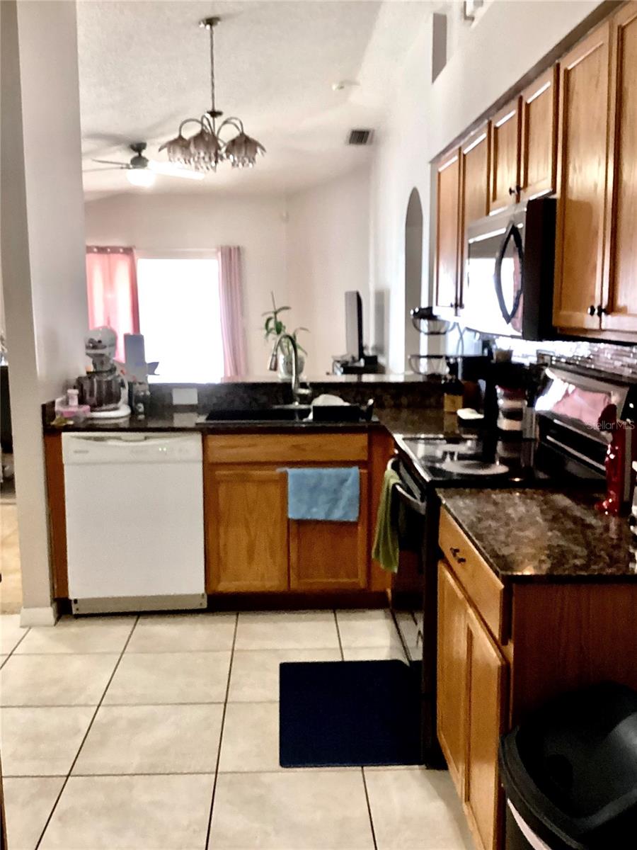 Image 13 of 32 For 4324 Country Hills Boulevard