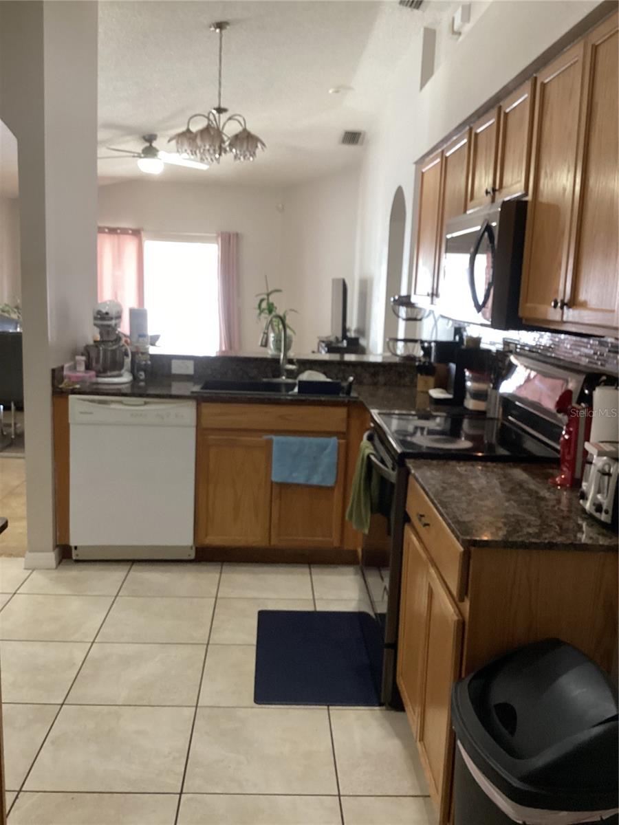 Image 14 of 32 For 4324 Country Hills Boulevard