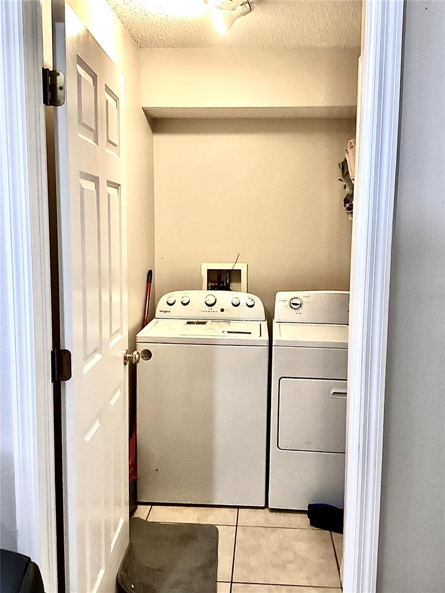 Image 16 of 32 For 4324 Country Hills Boulevard