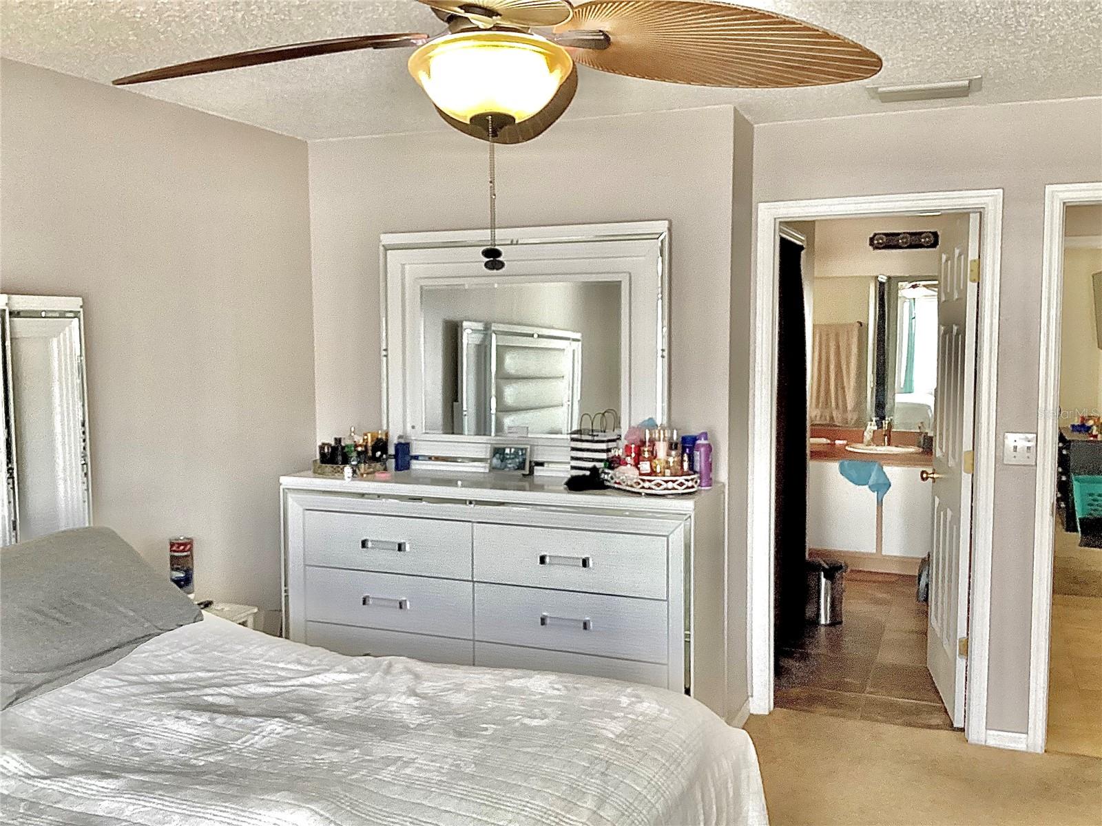 Image 20 of 32 For 4324 Country Hills Boulevard