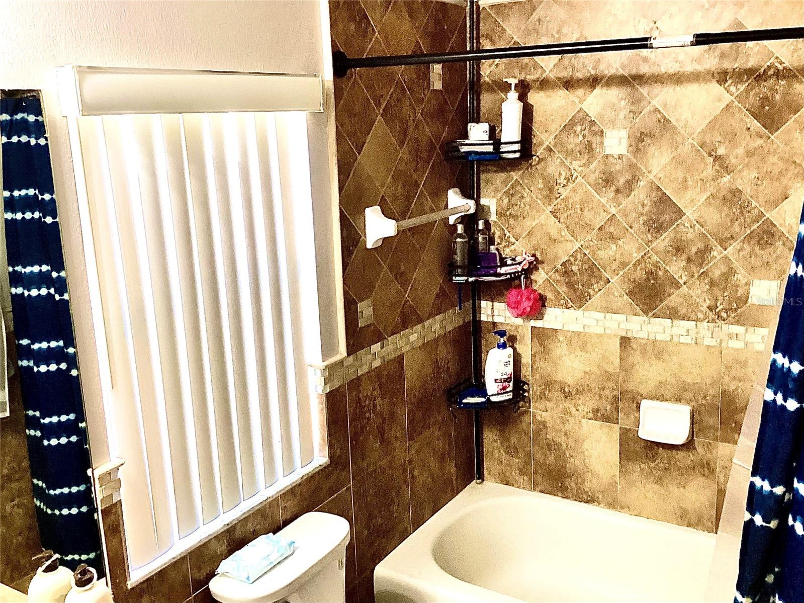 Image 29 of 32 For 4324 Country Hills Boulevard