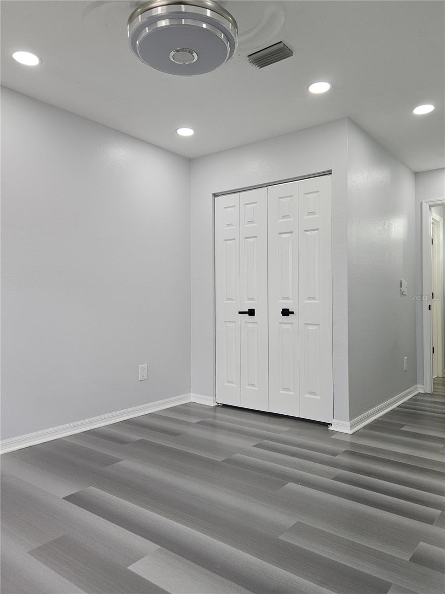 Image 27 of 43 For 4214 Winding River Way