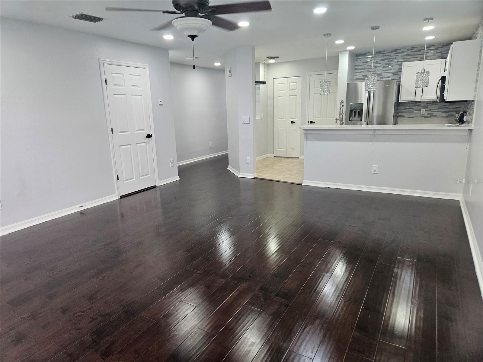 Image 9 of 43 For 4214 Winding River Way