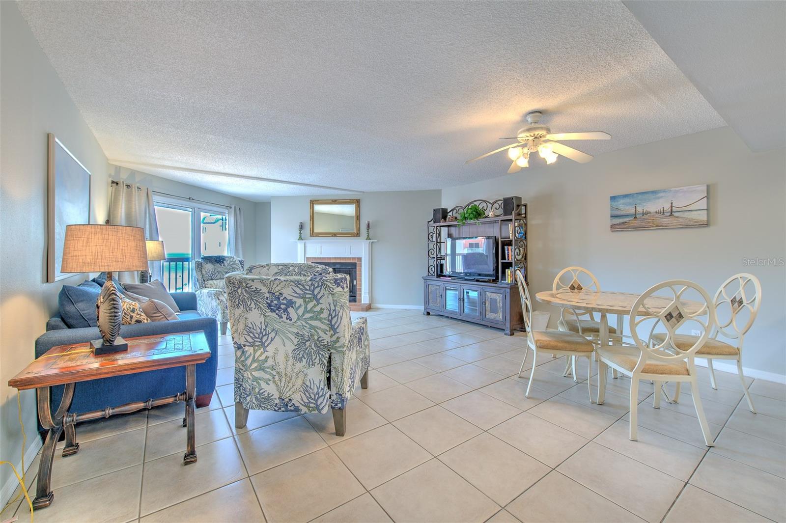 Image 15 of 20 For 18400 Gulf Boulevard 2405