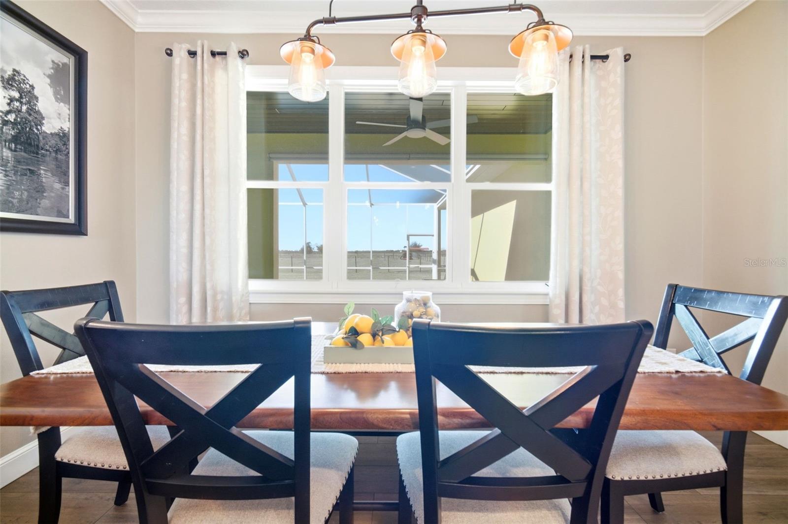 Image 19 of 71 For 15721 Colding Loop