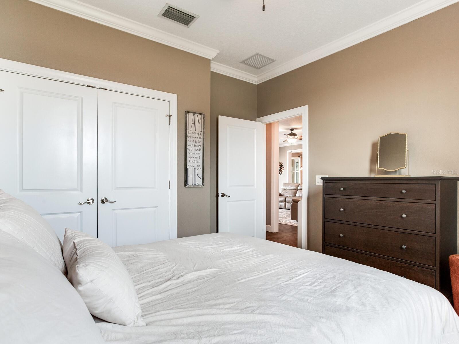 Image 33 of 71 For 15721 Colding Loop