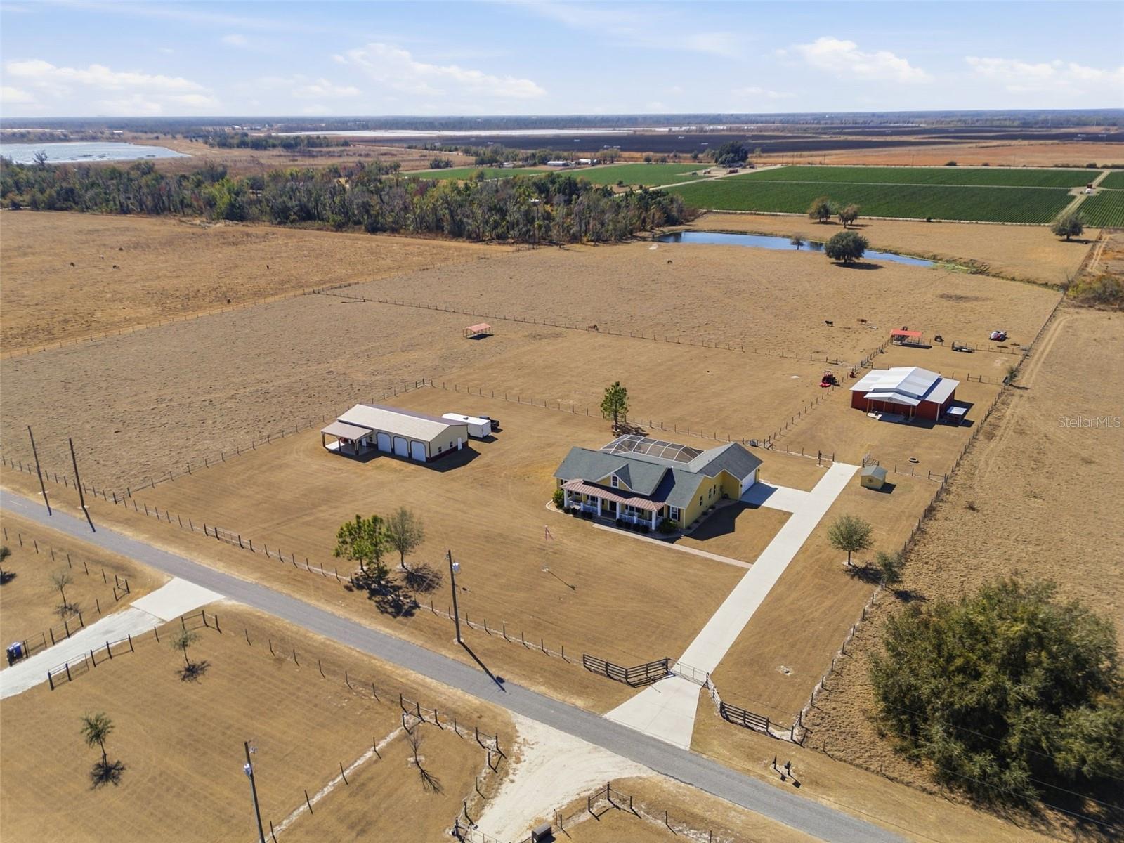 Image 70 of 71 For 15721 Colding Loop