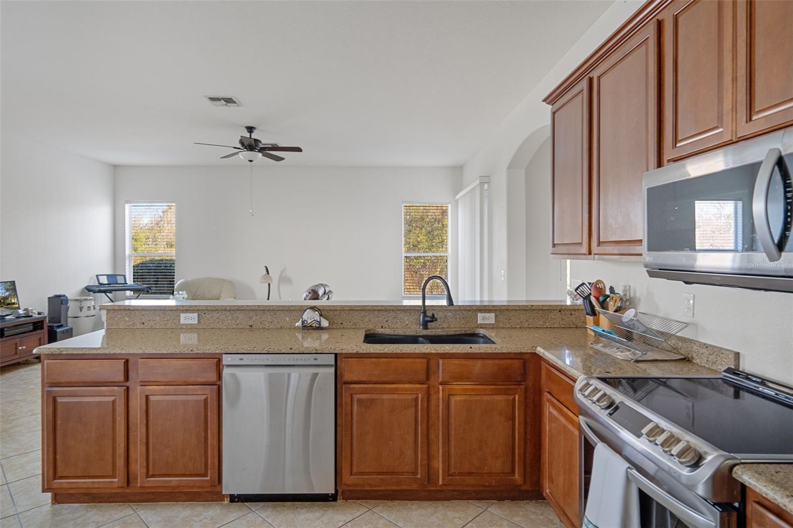 Image 15 of 34 For 10048 Cleghorn Drive