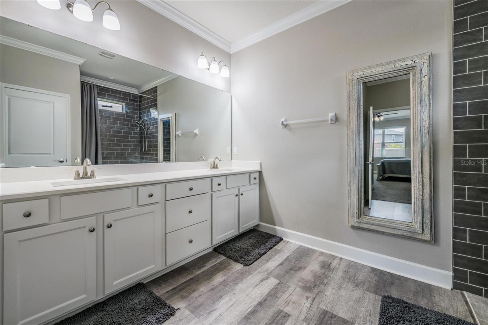 Image 29 of 99 For 31364 Tansy Bend