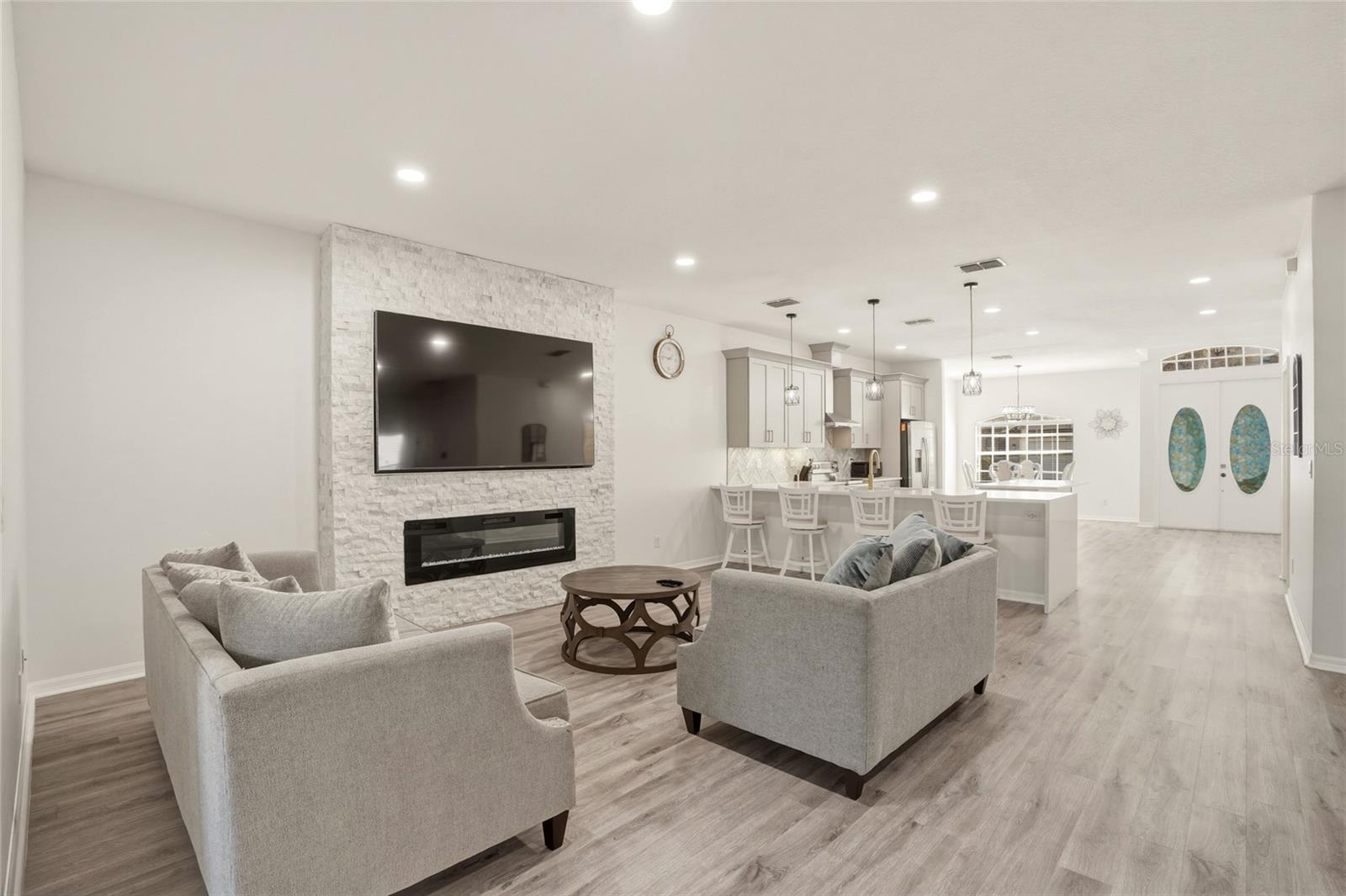 Image 11 of 39 For 9766 65th Way N