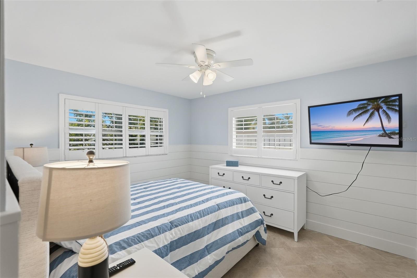 Image 19 of 58 For 2822 Vina Del Mar Boulevard