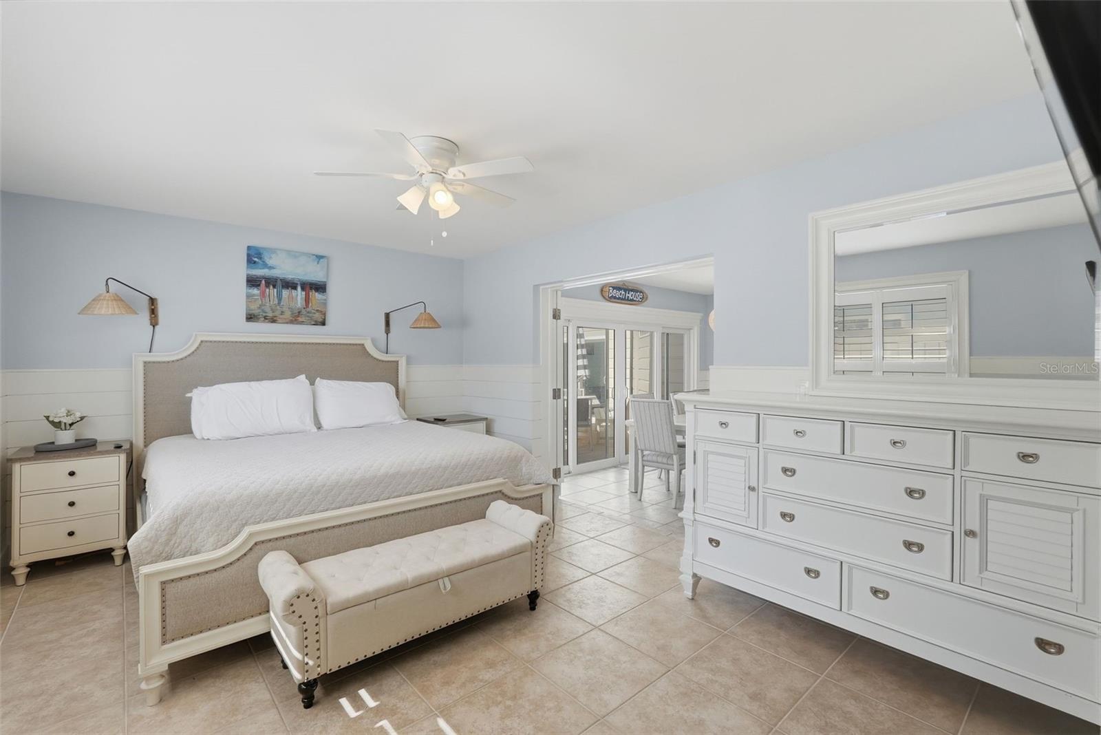 Image 20 of 58 For 2822 Vina Del Mar Boulevard