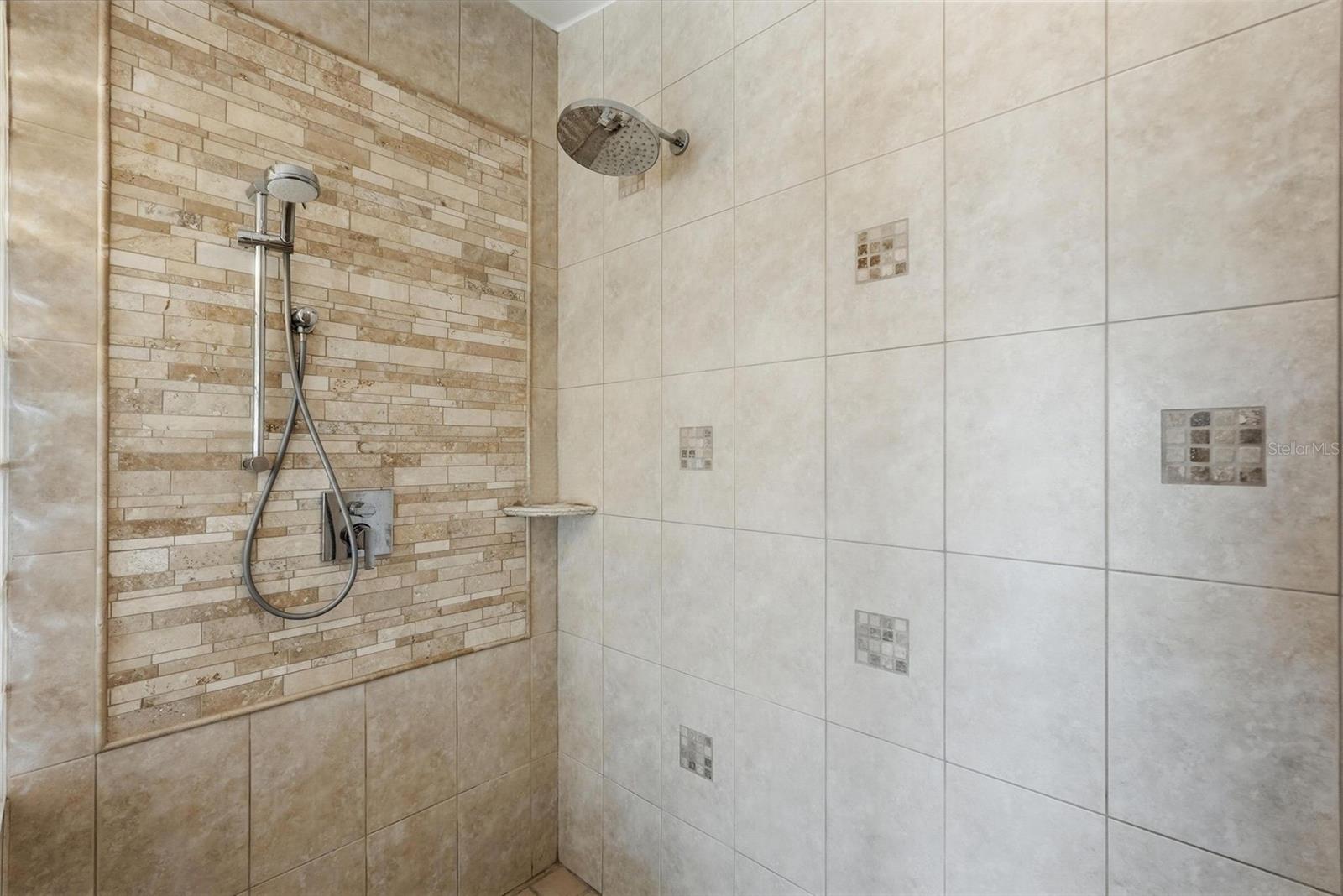 Image 32 of 58 For 2822 Vina Del Mar Boulevard