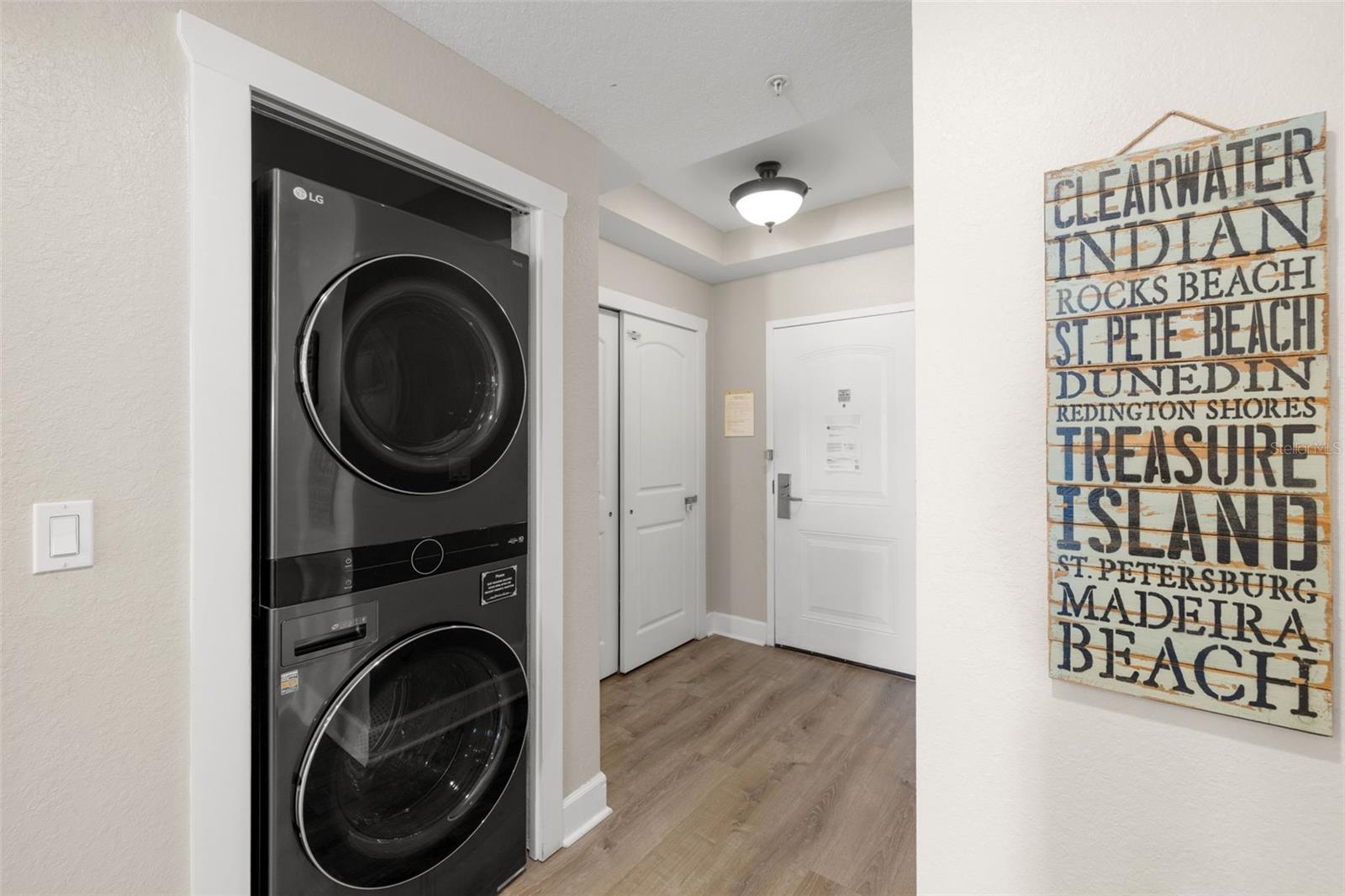 Image 19 of 45 For 399 2nd Street 216