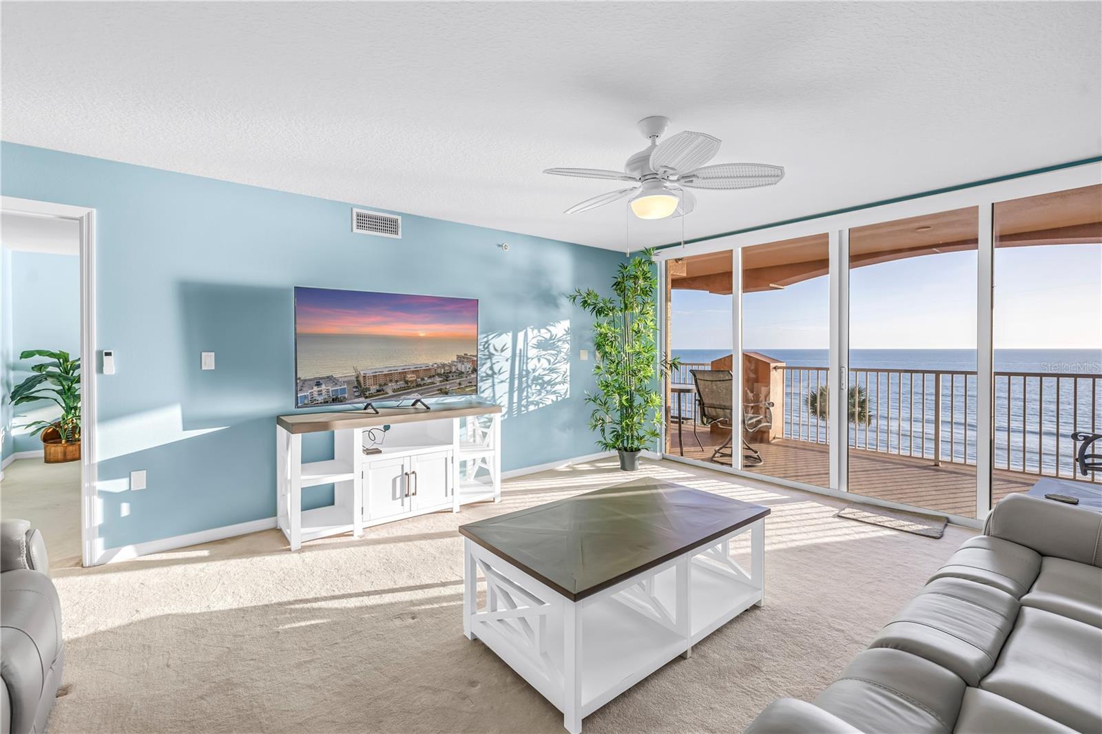 Image 14 of 44 For 16326 Gulf Boulevard 308
