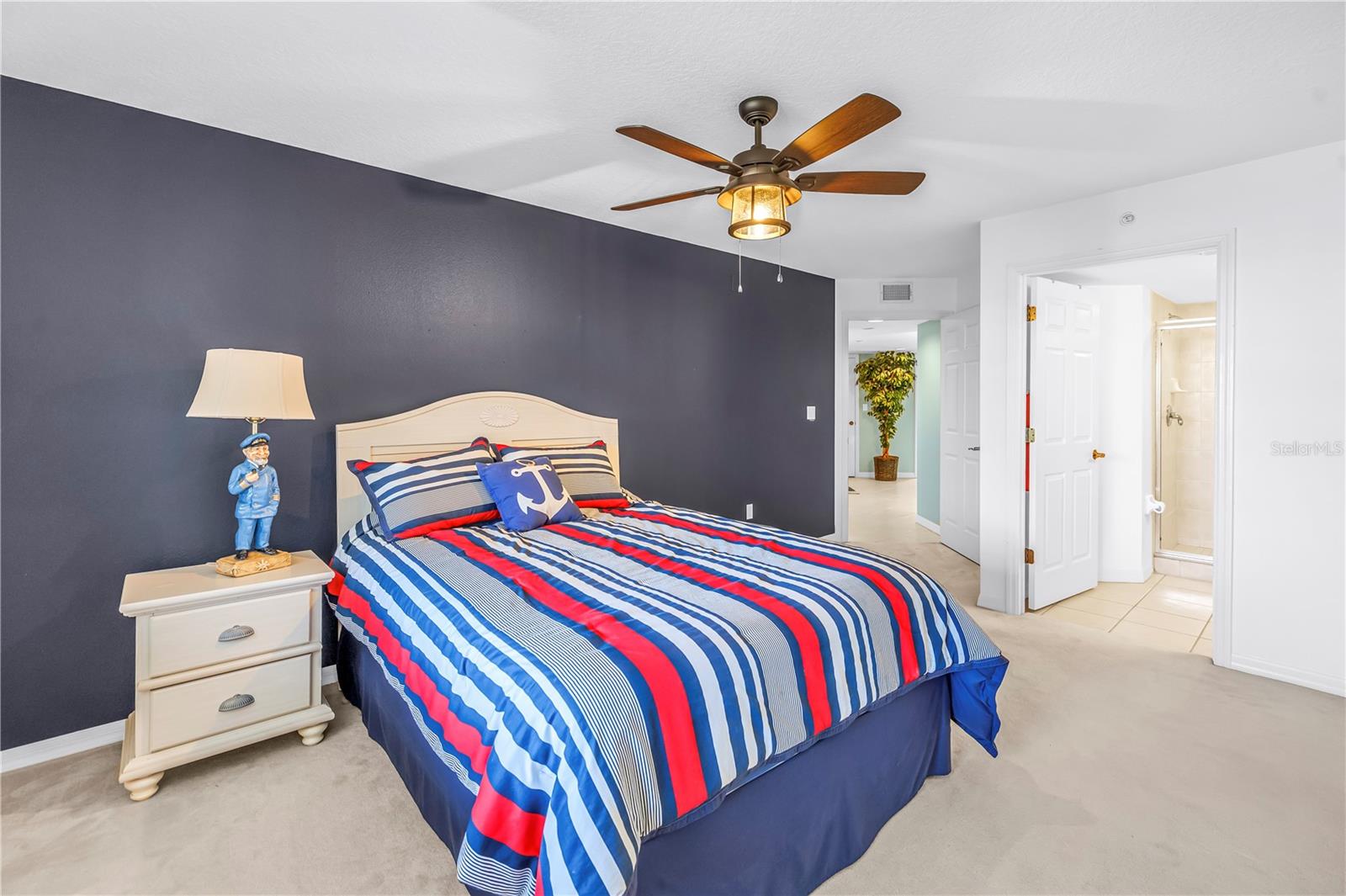 Image 24 of 44 For 16326 Gulf Boulevard 308