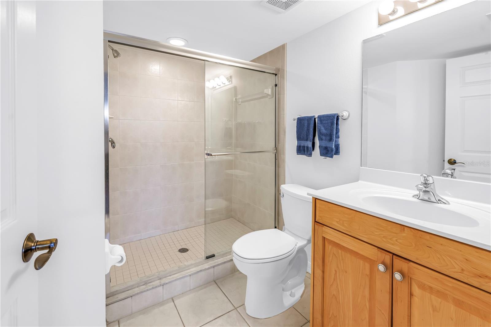 Image 25 of 44 For 16326 Gulf Boulevard 308