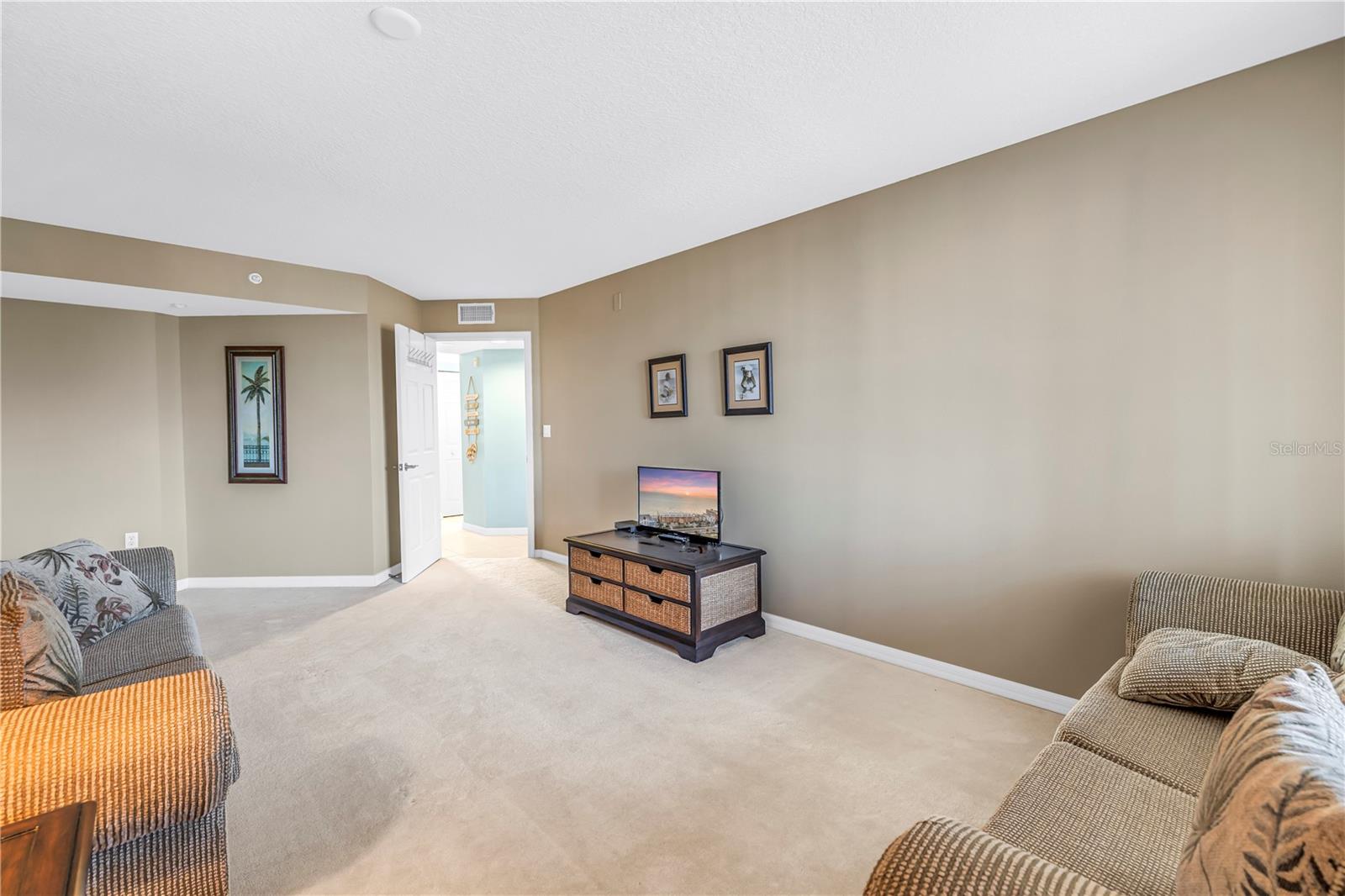 Image 27 of 44 For 16326 Gulf Boulevard 308