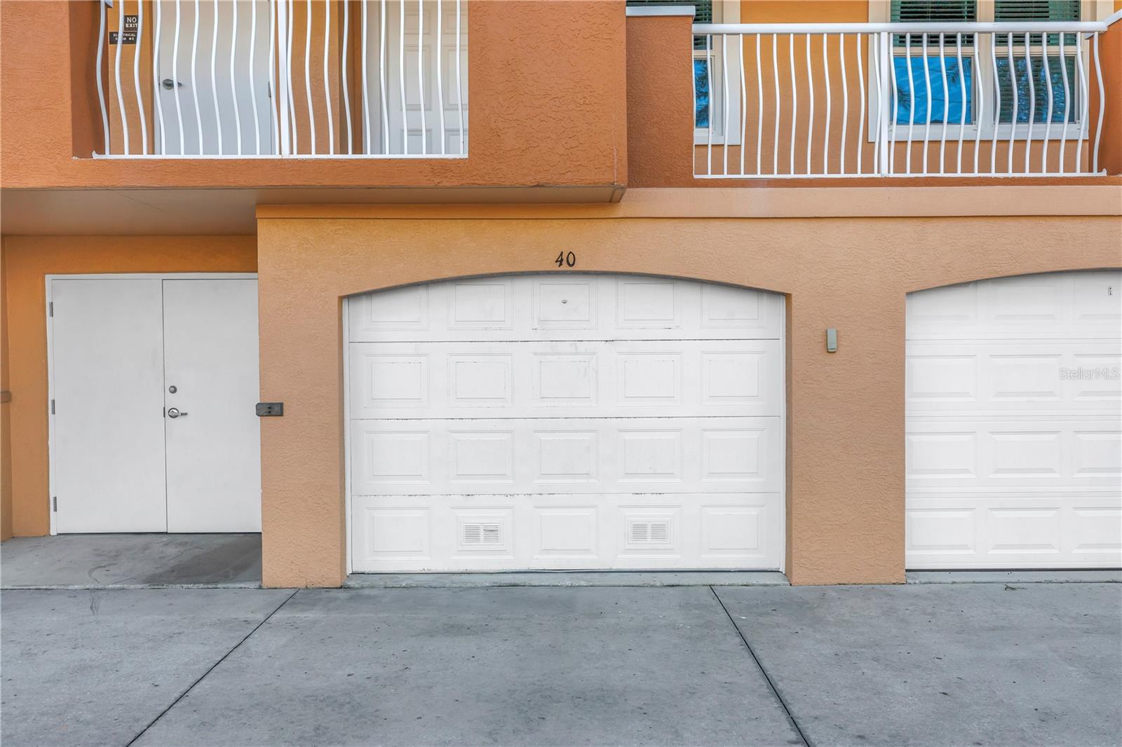 Image 4 of 44 For 16326 Gulf Boulevard 308