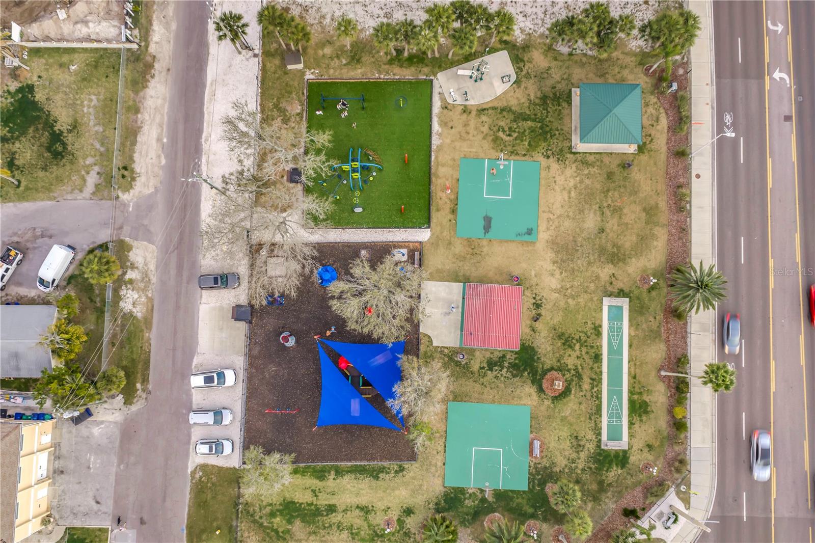 Image 41 of 44 For 16326 Gulf Boulevard 308